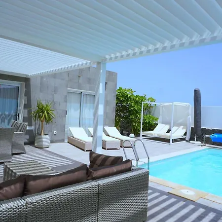 Patricia Vila Playa Blanca (Lanzarote)